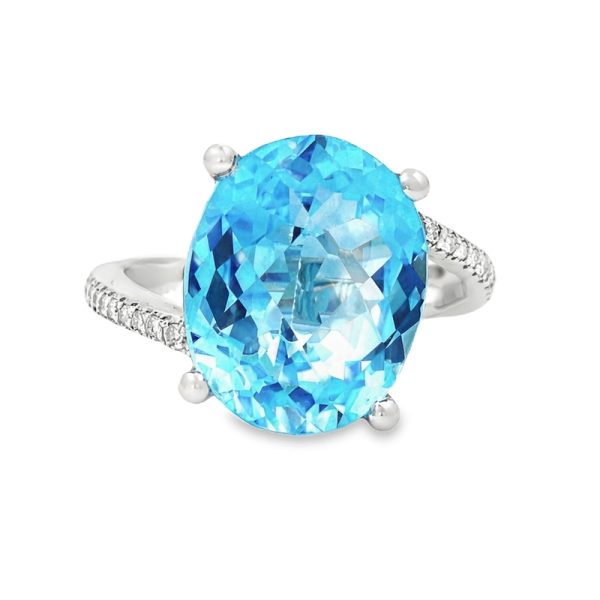 Swiss Blue Topaz & Diamond Cocktail Ring | 18K Gold GRD129