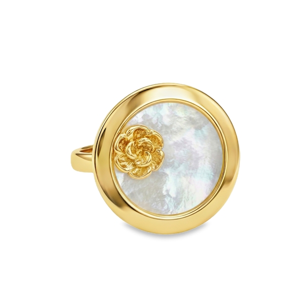 Mother of Pearl Cocktail Ring with Floral Design | 18K Gold GR070