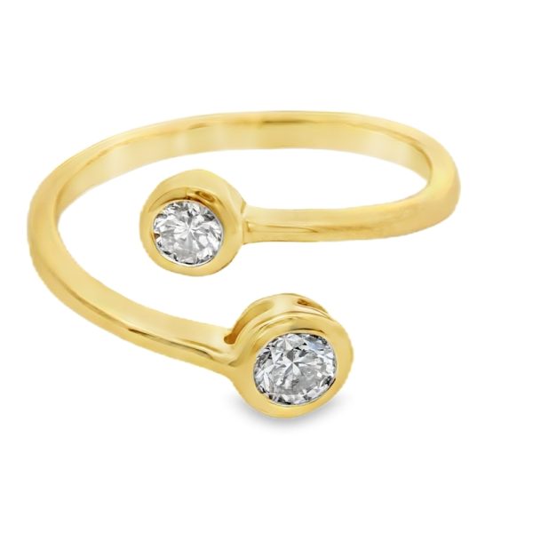 18K Gold Modern Toi et Moi Bezel Diamond Bypass Ring GRD033