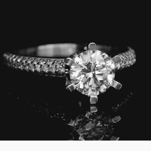 18K Gold Six-Prong Diamond Solitaire Engagement Ring GRS025