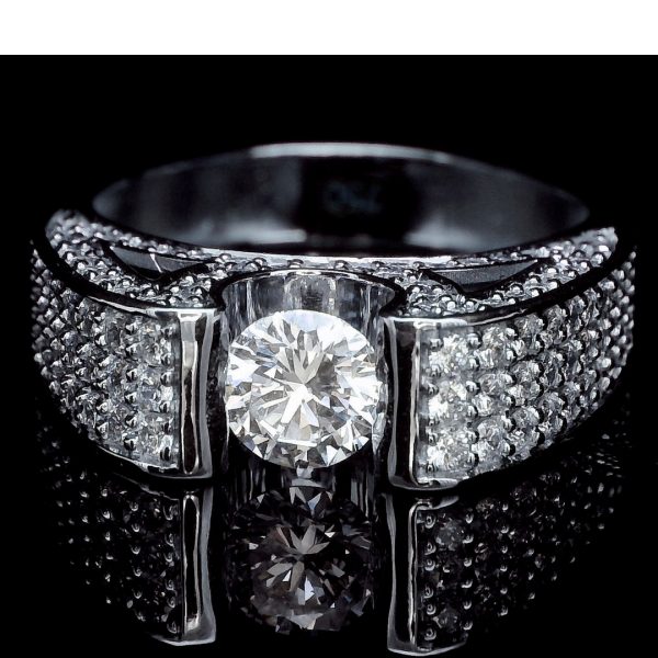 Magnificent Pavé Diamond Statement Ring - 18K Gold GRS030