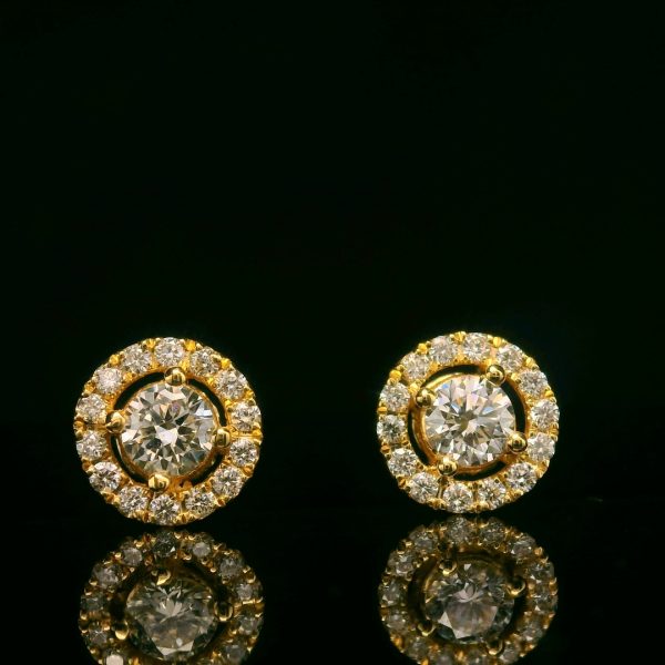 18K Gold Diamond Stud Earrings GED014Y