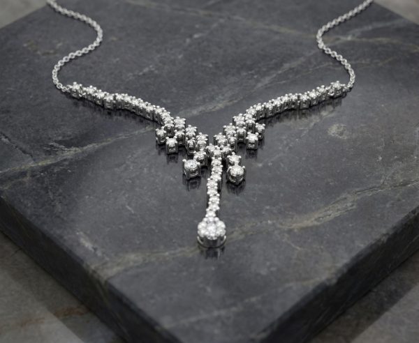 14K Gold Diamond Lariat Necklace | Y-Design GPD044