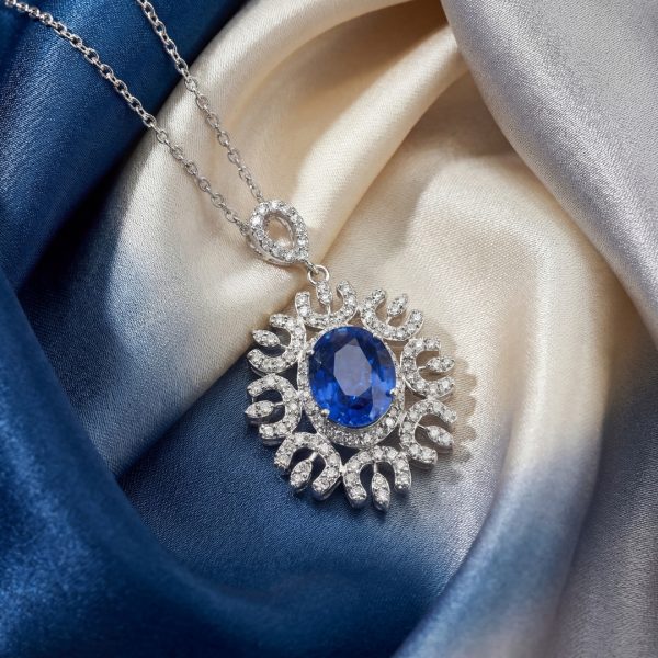 Sri Lanka Royal Blue Sapphire | 18K Diamond Necklace GPD041