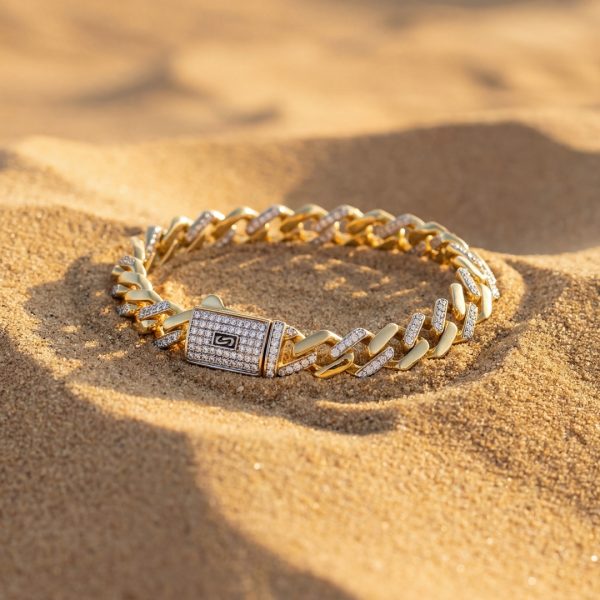 18K Gold Pave Cubic Zirconia Mariner Link Bracelet GB044