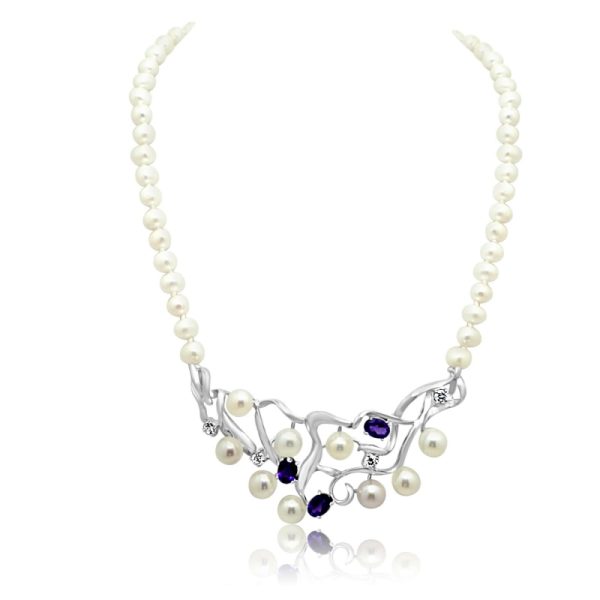 Pearl Necklace Medallion PN105