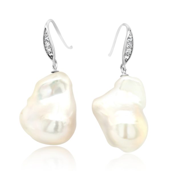 Sterling Silver Pearl Earrings SE169