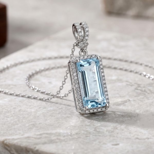 18K Aquamarine Diamond Pendant | Serene Luxury GPD057
