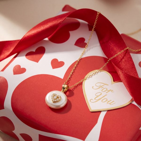 9K Gold Necklace with CZ & Pearl: Elegant Heart Pendant GP045