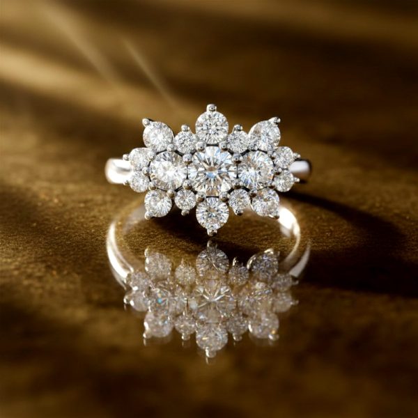 18K Gold Diamond Ring | 1.10ct D-VVS Brilliant Cluster GRD067