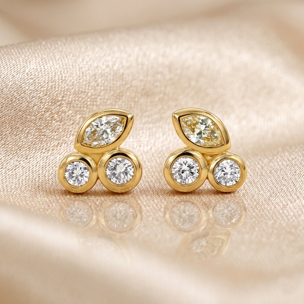 Marquise Diamond Stud Earrings | 18K Gold GED041