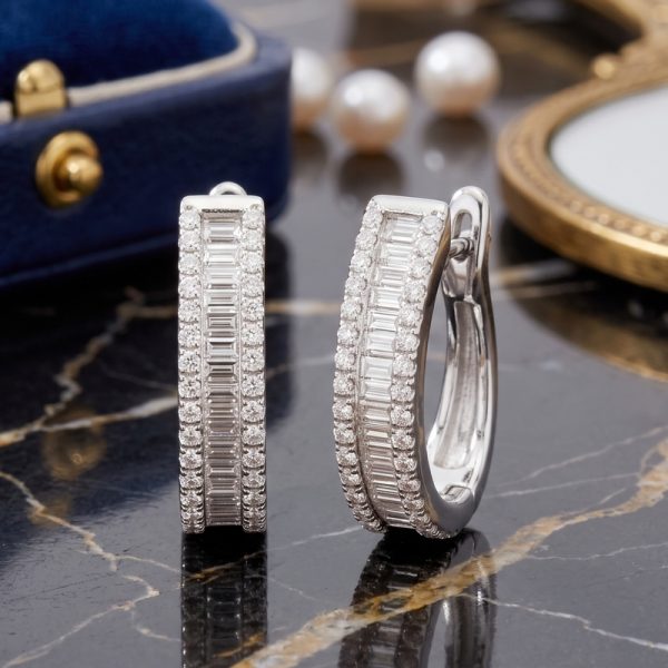 18K White Gold Diamond Hoop Earrings GED044