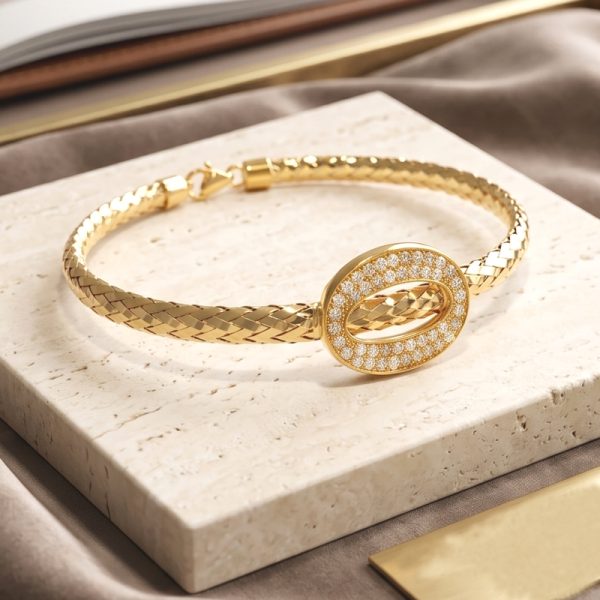 18K Yellow Gold Diamond Oval Motif Braided Bracelet GBD054
