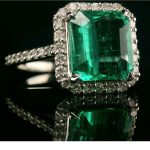 18K Gold Emerald Diamond Ring GRD039