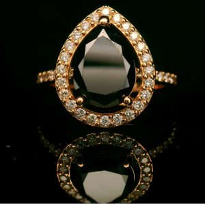 18K Gold Engagement Diamond Ring GRS029