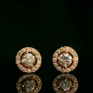 18K Gold Diamond Stud Earrings GED014R