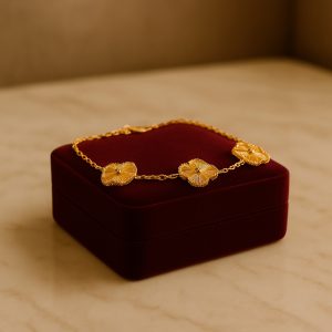 Four-Leaf Guilloché Clover Lucky Charm 18K Gold Bracelet GB012