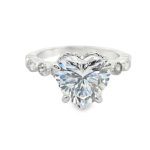 Argento Luxe: Magnificent Heart-Shape Silver CZ Ring SR007
