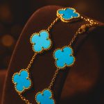 18K Yellow Gold Turquoise Clover Statement Bracelet GB090