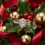 Oval Diamond Halo Ring with Accent Band |14K Gold GRS049